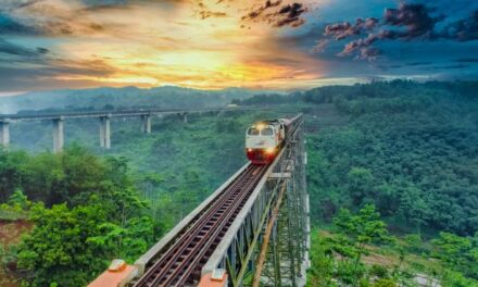 21 ημέρες πάνω σε ένα τρένο – Αυτή είναι η πιο μεγάλη σιδηροδρομική γραμμή στον πλανήτη