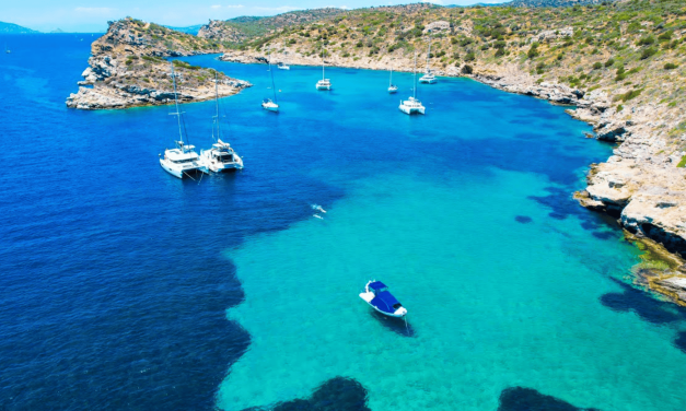 Condé Nast Traveller: Τρίτη καλύτερη χώρα στον κόσμο για ταξίδι η Ελλάδα