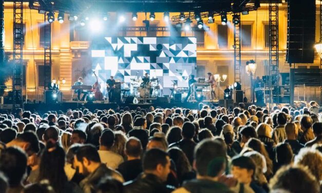 Athens City Festival: Οι Cinematic Orchestra μάγεψαν το αθηναϊκό κοινό
