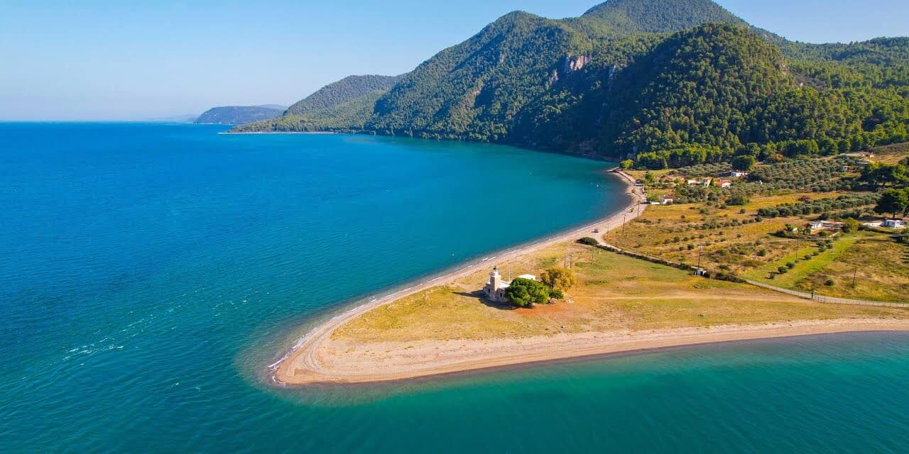 Φάρος Βασιλίνας: Ένας φρουρός στην είσοδο του Μαλιακού (vid)