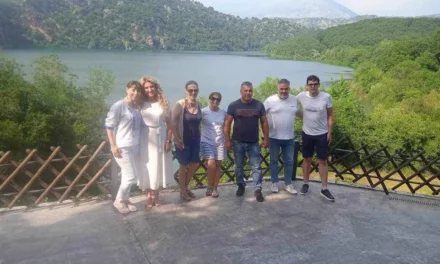 Ρουμάνοι δημοσιογράφοι ταξίδεψαν στην Ήπειρο – Προβάλλουν τις παραθαλάσσιες ομορφιές