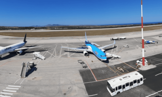 TUI, Jet2 και easyJet ακυρώνουν πτήσεις προς τη Ρόδο την ερχόμενη εβδομάδα