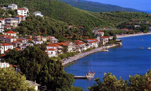 Άφησσος, ένας προορισμός έκπληξη για υπέροχες καλοκαιρινές διακοπές χωρίς ακτοπλοϊκά έξοδα