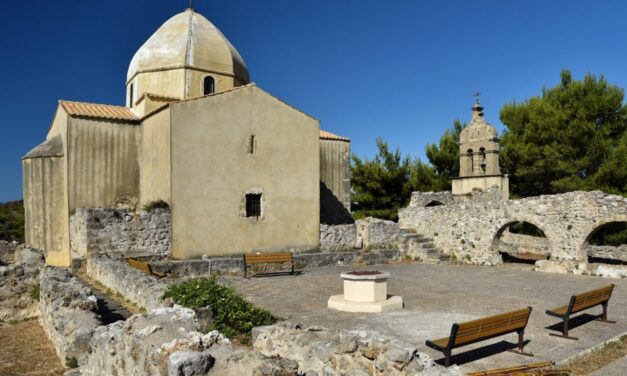 Παναγία Σκοπιώτισσα: Εκεί όπου η θρησκεία συναντά τις ομορφιές της φύσης