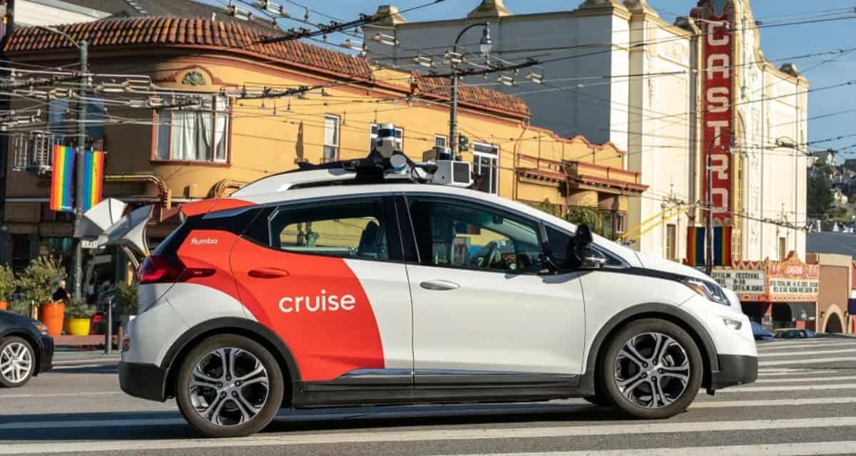 Tαξί ρομπότ: Ξεκινούν τον επόμενο μήνα στο Ντουμπάι τα δοκιμαστικά δρομολόγια