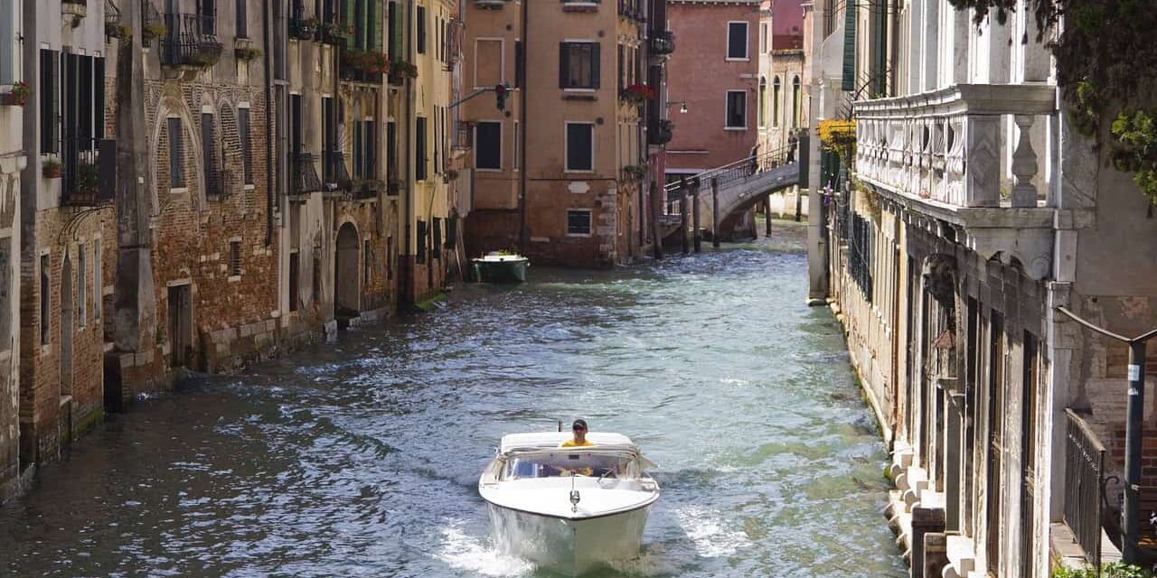 Ιταλία: Τέλος οι δωρεάν βόλτες στη Βενετία – Έρχεται εισιτήριο εισόδου