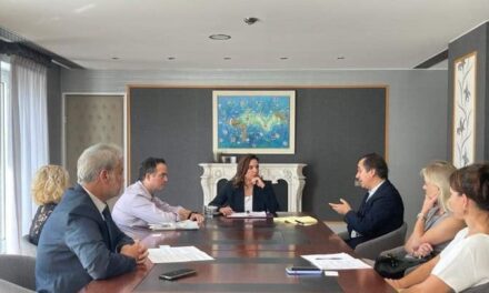 Συνάντηση Κεφαλογιάννη με τον ειδικό σύμβουλο του Παγκόσμιου Οργανισμού Υγείας