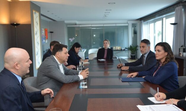 Συνάντηση Κεφαλογιάννη – Τσούνη: Συμφωνήθηκε η σύσταση Ομάδας Εργασίας για ζητήματα της τουριστικής συνεργασίας