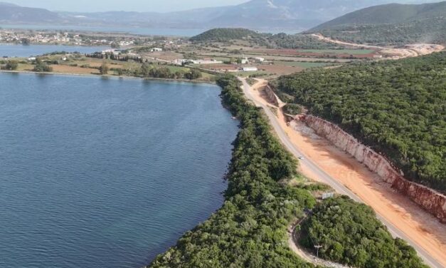 Δείτε πώς μεταμορφώνεται ο δρόμος για τη Λευκάδα (video)