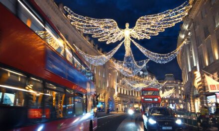 Αυτός είναι ο πιο εντυπωσιακός εορταστικός δρόμος της Ευρώπης, σύμφωνα με το TikTok