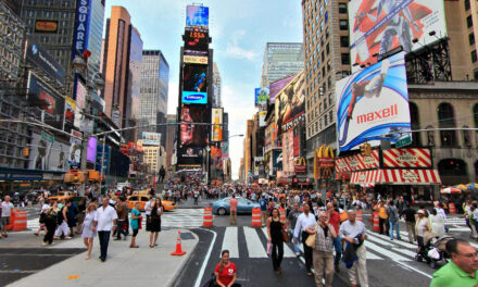 Η Αθήνα ταξιδεύει στην πλατεία Times Square της Νέας Υόρκης