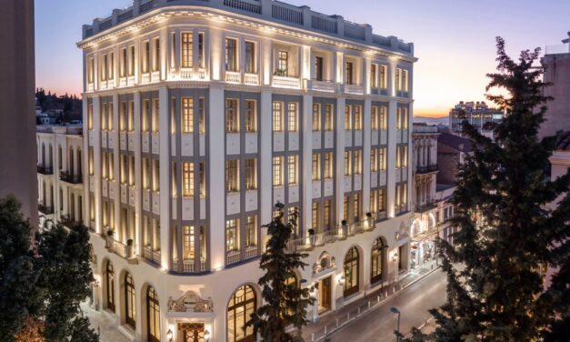 Το Mandarin Oriental και το The Dolli στη λίστα με τα καλύτερα πολυτελή ξενοδοχεία στον κόσμο