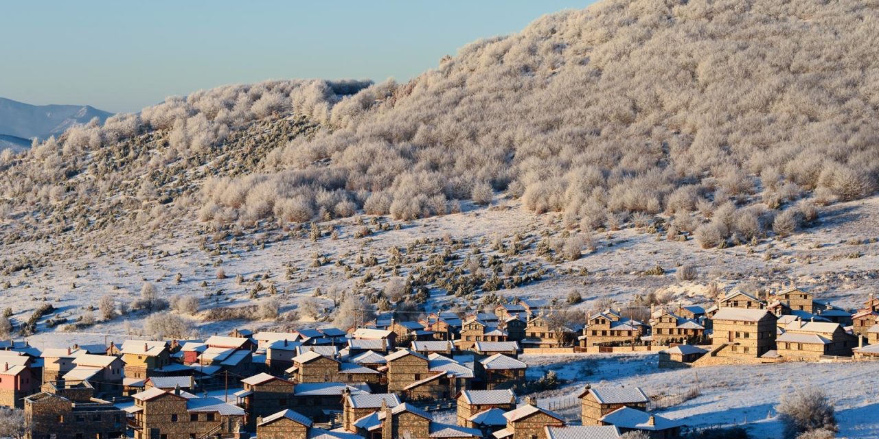 Μαγικά Χριστούγεννα στο στολίδι της βόρειας Ελλάδας (video)