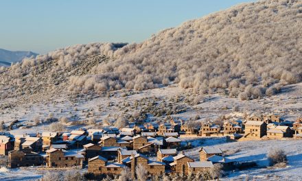Μαγικά Χριστούγεννα στο στολίδι της βόρειας Ελλάδας (video)
