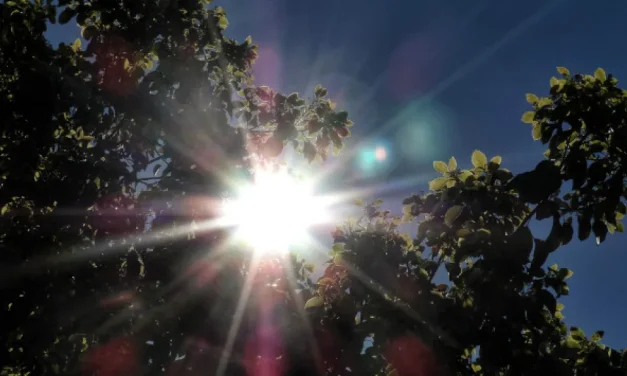 Καιρός: Ηλιοφάνεια και μικρή άνοδος της θερμοκρασίας σήμερα