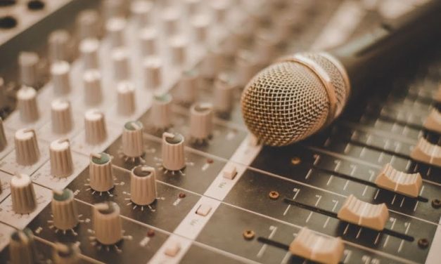 Ελληνική μουσική στα ξενοδοχεία… Τι προβλέπει το νέο νομοσχέδιο