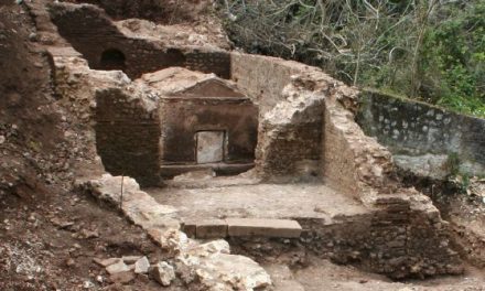 Κεφαλονιά: Το μαυσωλείο στο Φισκάρδο «μεταμορφώνεται»