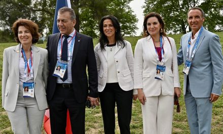 Η Όλγα Κεφαλογιάννη στην τελετή Αφής της Ολυμπιακής Φλόγας