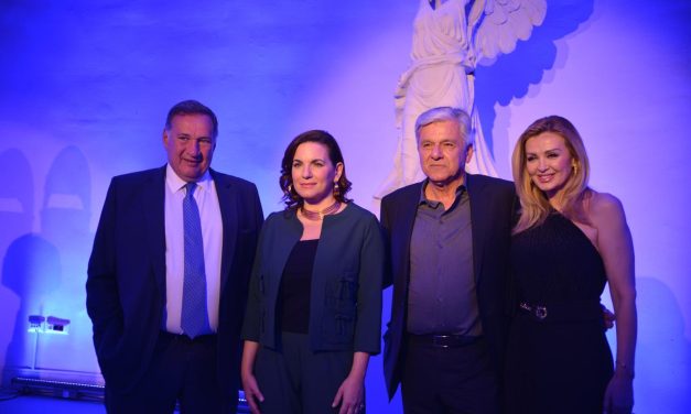 Η Όλ. Κεφαλογιάννη στην έκθεση «Μόδα και Ολυμπιακοί Αγώνες Αθήνα 2004 – Παρίσι 2024»