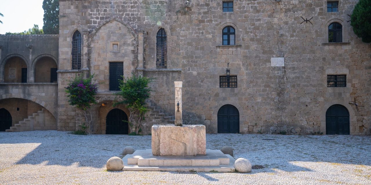 TUI: Αυτά είναι τα πιο δημοφιλή μνημεία για το 2024 – 2 ελληνικά