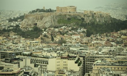 Καιρός: Συνεχίζονται τα 30άρια και η αφρικανική σκόνη