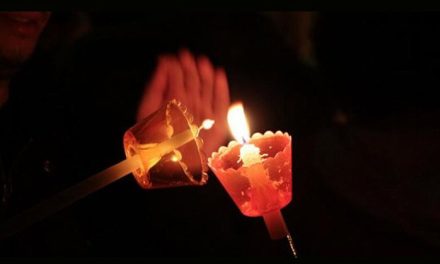 Άγιο Φως: Με αεροσκάφη της Aegean, της Olympic Air και της SKY Express η μεταφορά του