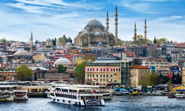 Κωνσταντινούπολη: Εκεί όπου η Ευρώπη συναντά την Ασία