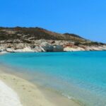Το απόλυτο τιρκουάζ στα μοναδικά Πράσσα της Κιμώλου (video)