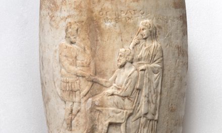 Υπ. Πολιτισμού: Δύο μαρμάρινα επιτύμβια αγγεία επαναπατρίστηκαν από την Ελβετία