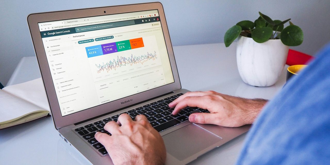 Προώθηση Ιστοσελίδων SEO: Κλειδί για την Επιτυχία στον Ψηφιακό Κόσμο