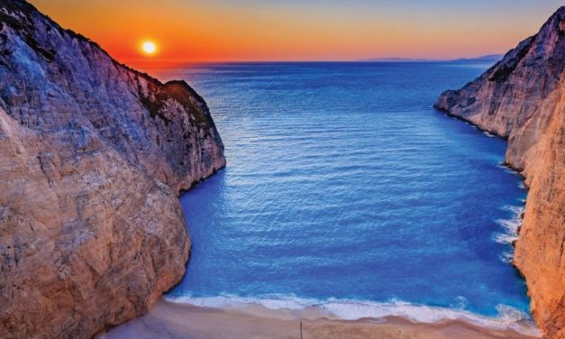 Ναυάγιο: Η παραλία της Ζακύνθου με τη σπάνια ομορφιά και την άγνωστη ιστορία