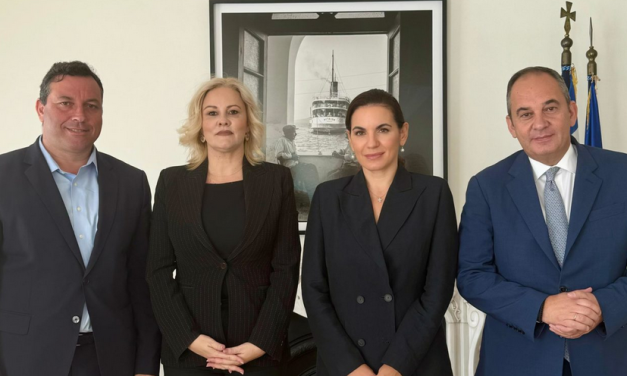 Συνάντηση στο Υπ. Τουρισμού με θέμα την ανάπτυξη της τουριστικής εκπαίδευσης στην Κρήτη