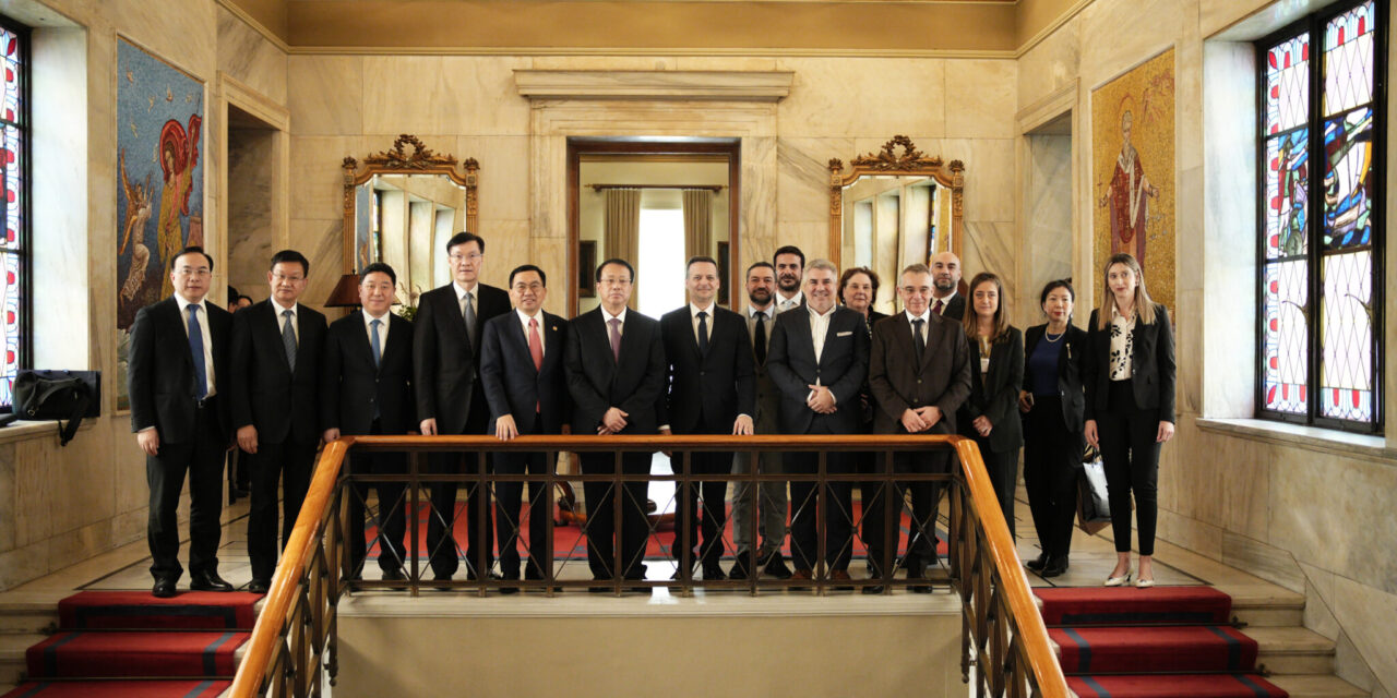 Αδελφοποίηση Αθήνας – Σαγκάης: «Καλούμε τους φίλους Κινέζους να βιώσουν τη μοναδική Αθηναϊκή εμπειρία»