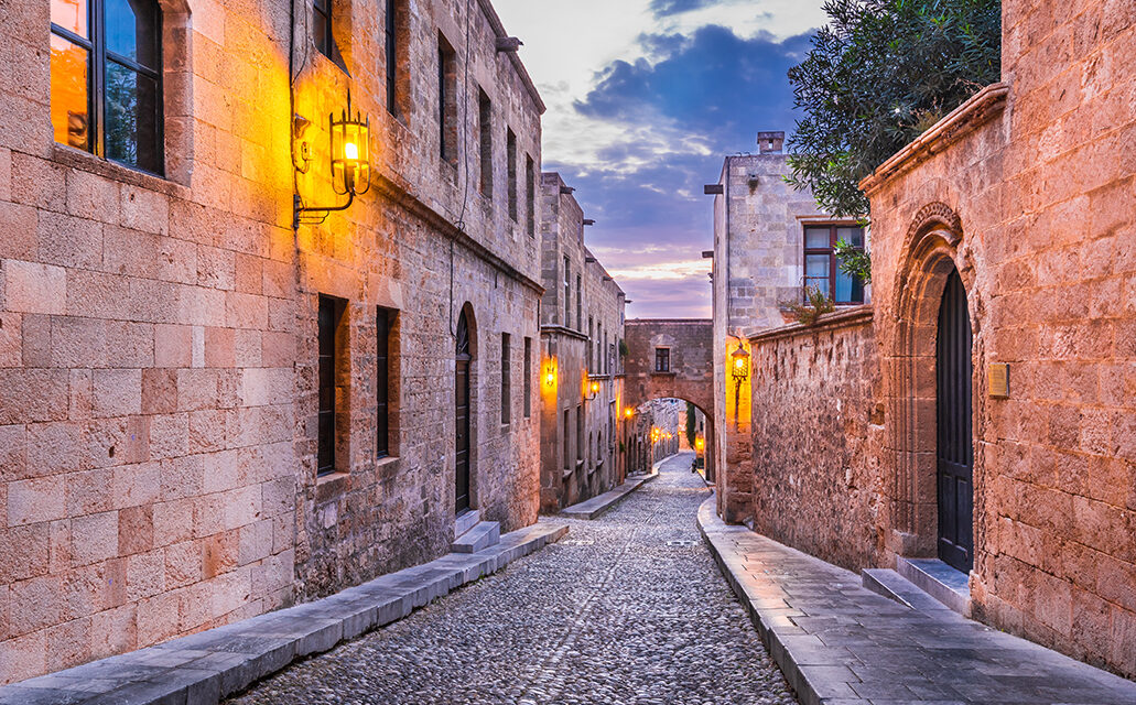 Time Out: Οι 4 τοπ χειμερινοί προορισμοί στην Ελλάδα για τον Φεβρουάριο