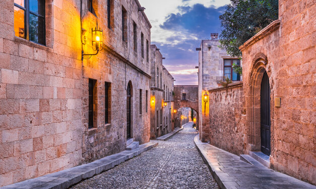 Time Out: Οι 4 τοπ χειμερινοί προορισμοί στην Ελλάδα για τον Φεβρουάριο