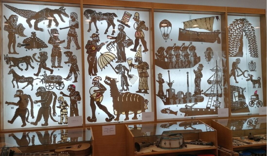 Η συλλογή του Σπαθαρείου Μουσείου Θεάτρου Σκιών γίνεται νεώτερο μνημείο