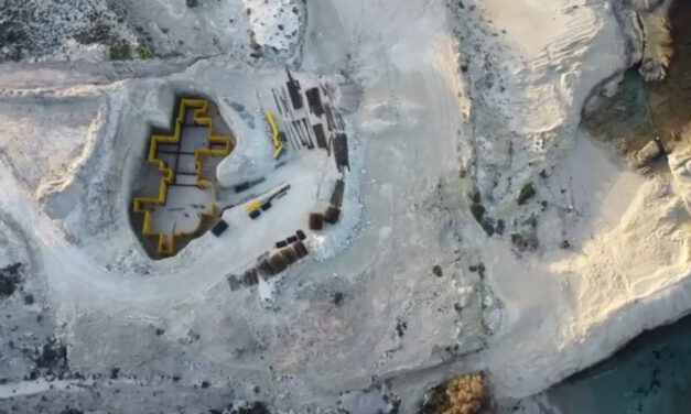 Υπ. Τουρισμού για την ανέγερση ξενοδοχείου Σαρακίνικο: Στον Δήμο η ευθύνη για όποια παράλειψη ή εμπλοκή