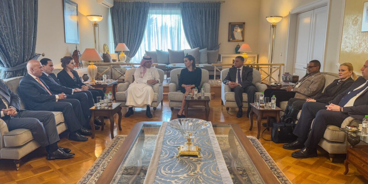 Συνάντηση εργασίας της Υπουργού Τουρισμού με τους Πρέσβεις των Αραβικών Χωρών