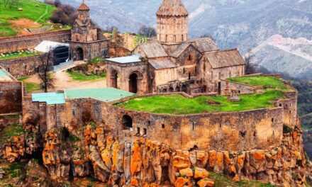 Αυτή η χώρα ανακηρύχθηκε ο «καλύτερος προορισμός περιπέτειας» στον κόσμο για το 2025