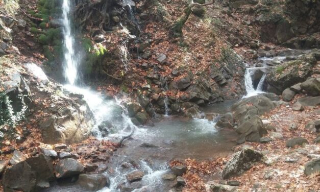 Aνθοχώρι: Ένα κρυμμένο χωριό… στα Άγραφα