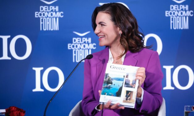 Όλγα Κεφαλογιάννη στους Δελφούς: Κεντρικός στόχος η ποιοτική ανάπτυξη του ελληνικού τουρισμού