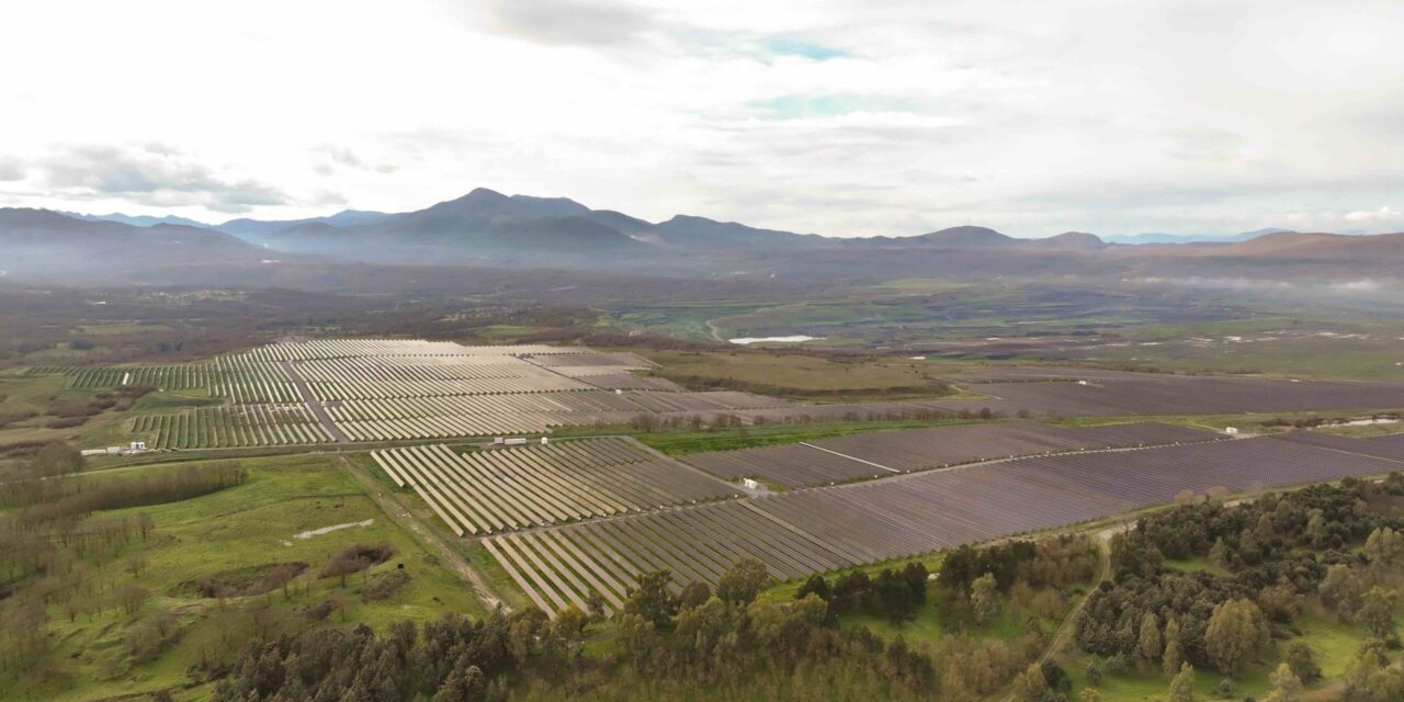 ΔΕΗ: Ξεκινά η δεύτερη φάση κατασκευής του φωτοβολταϊκού πάρκου 490MW στη Μεγαλόπολη