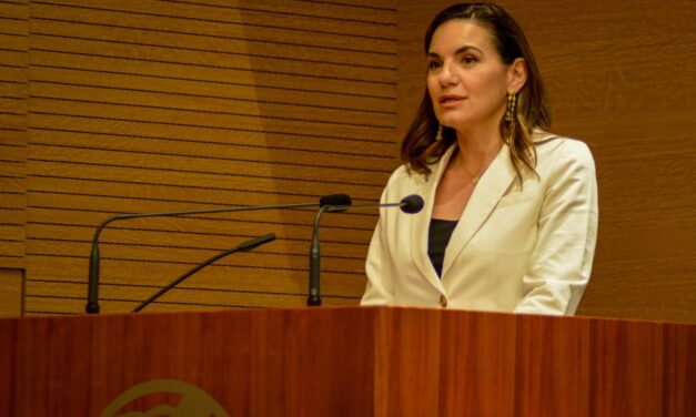 Η Όλγα Κεφαλογιάννη στο ΕΒΕΑ: Σύνδεση του τουρισμού με το εμπόριο και τη μεταποίηση