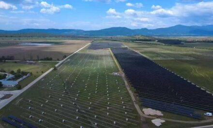 ΔΕΗ: Προσθέτει φωτοβολταϊκό πάρκο 88 MW στο χαρτοφυλάκιο της Βουλγαρίας