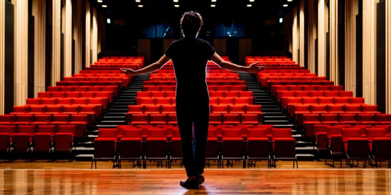 ΥΠΠΟ: 1,9 εκατ. ευρώ για δράσεις πολιτισμού, βιβλίου, παιδιών και ΑμεΑ