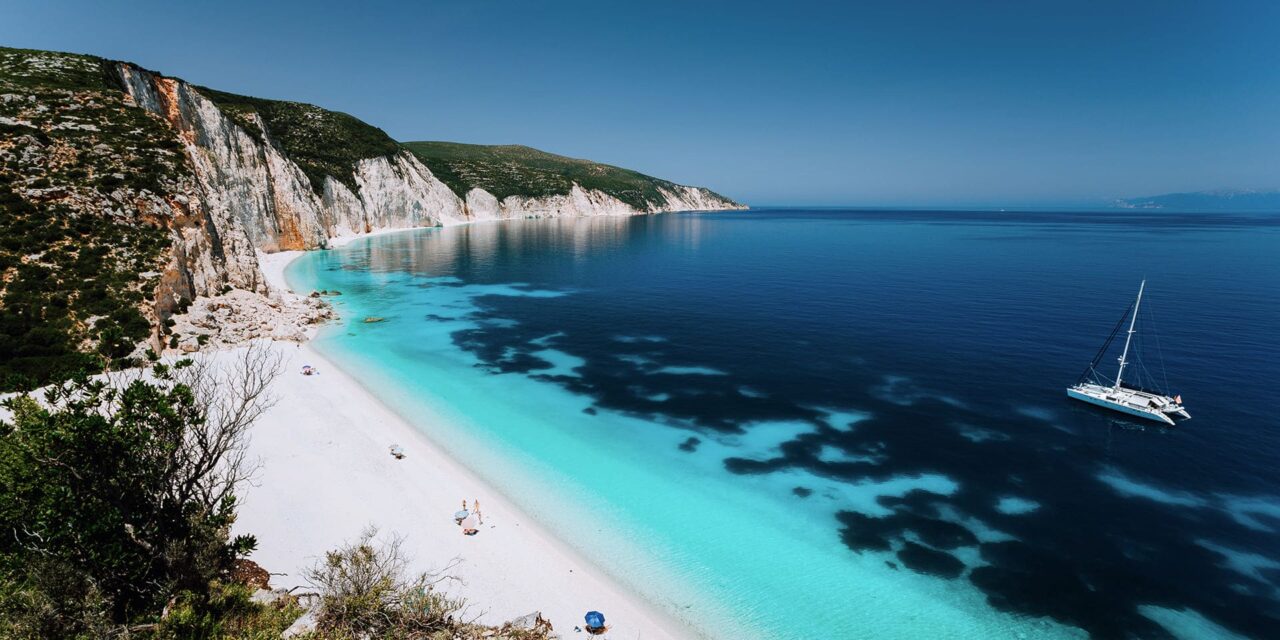 Telegraph: Αυτές είναι οι ωραιότερες παραλίες της Ευρώπης – Και η Ελλάδα στη λίστα
