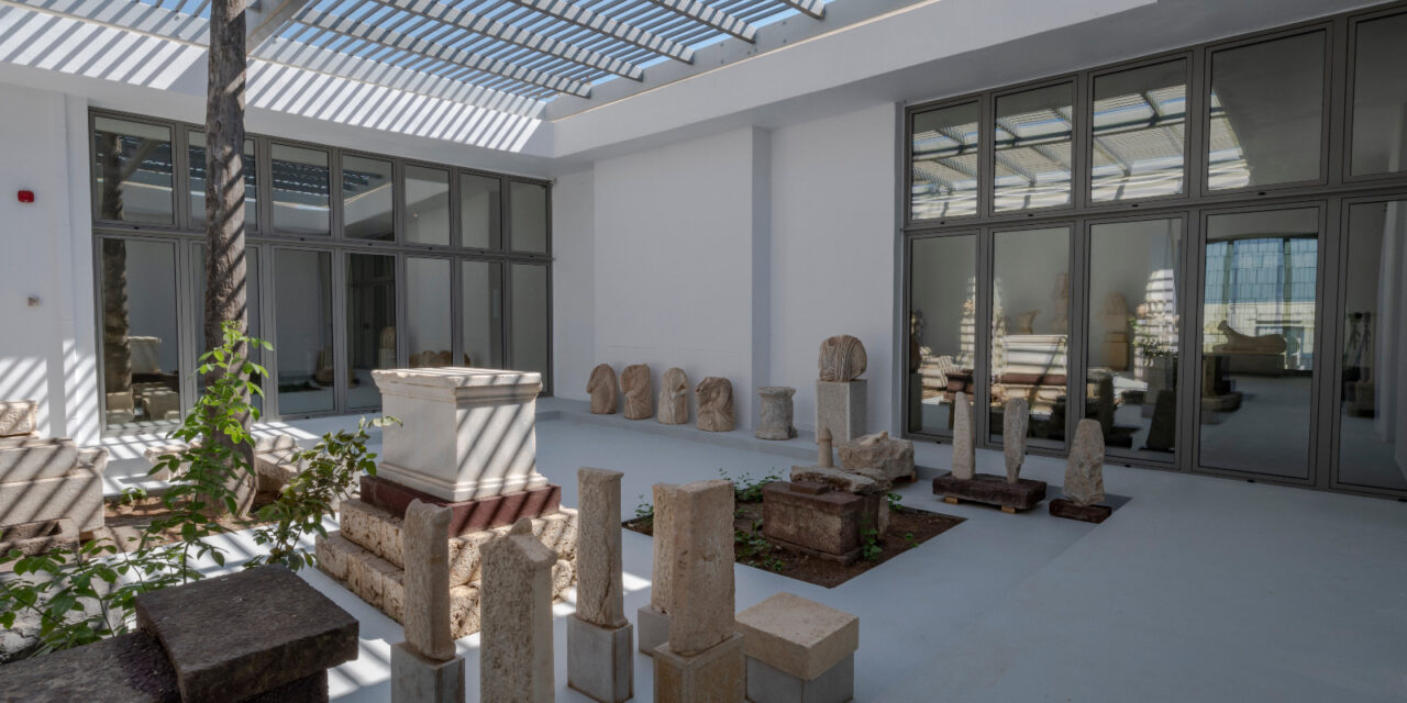 Σαντορίνη: Εγκαινιάστηκε το ανακαινισμένο Αρχαιολογικό Μουσείο