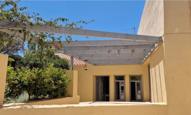 Νεώτερο μνημείο η πατρική οικία των Μίκη και Γιάννη Θεοδωράκη στον Γαλατά Χανίων