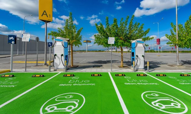 ΔΕΗ blue: Ευρωπαϊκή χρηματοδότηση για σημεία ταχυφόρτισης σε Ελλάδα-Ρουμανία