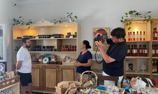 Ταξίδι εξοικείωσης προβάλλει τη Σαντορίνη στο τουρκικό κοινό